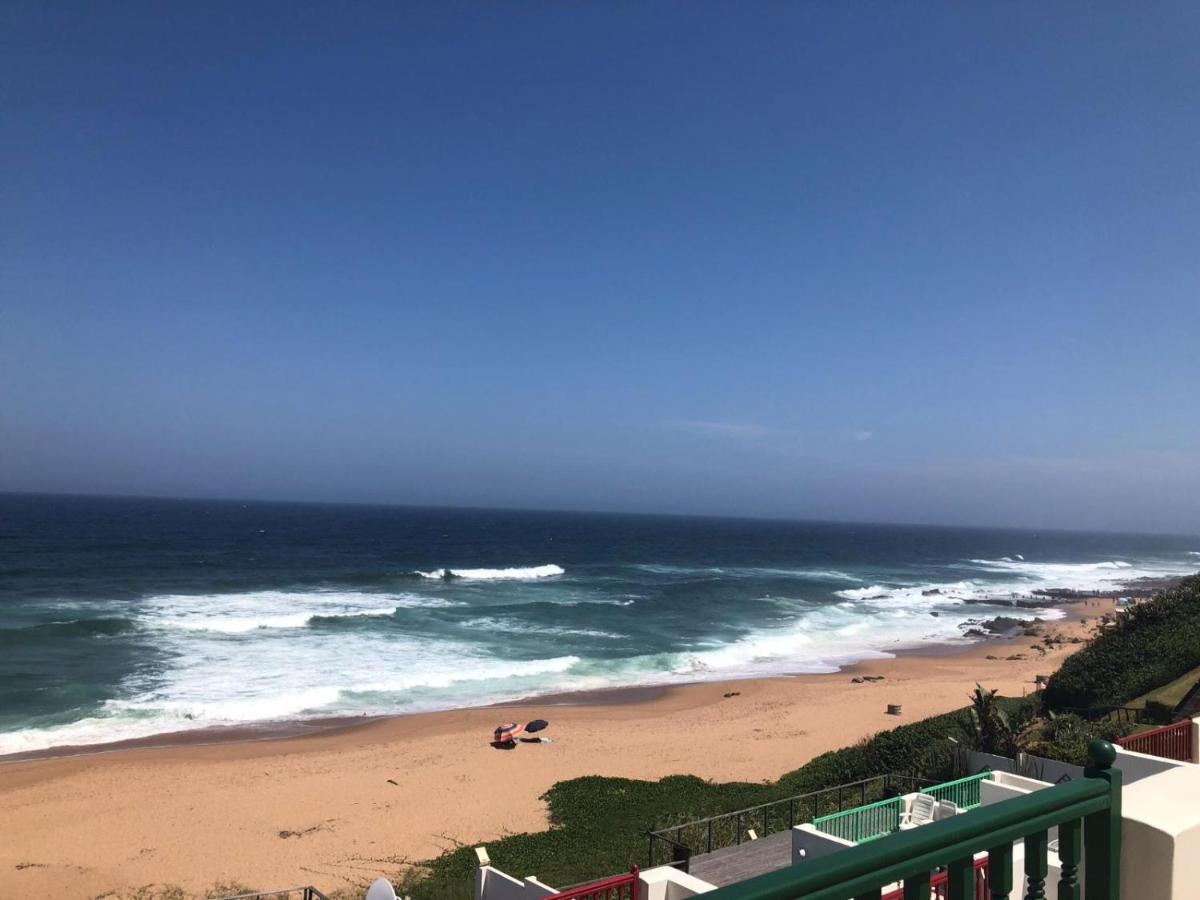 Skiathos At Beachfront Apartments In Shakas Rock Ballito Bagian luar foto