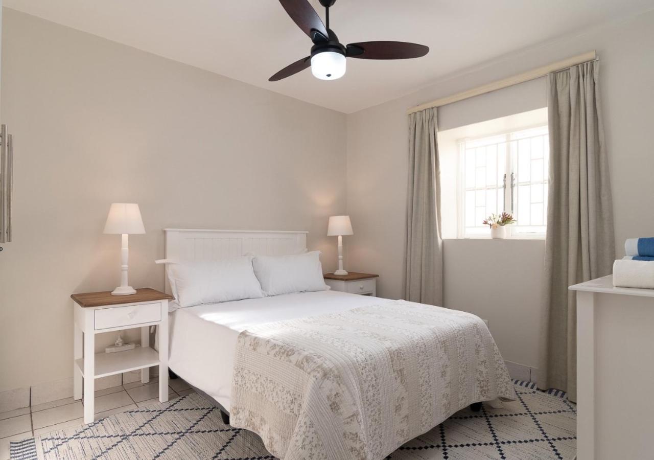 Skiathos At Beachfront Apartments In Shakas Rock Ballito Bagian luar foto